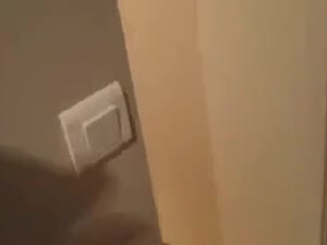 Блондинка в очках делает минет и ебется, как последняя шлюха