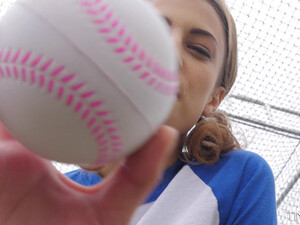 Вставил в пизду девахе по самые яйца