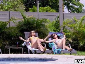 Парень изменяет девушке с ее узкоглазой подругой