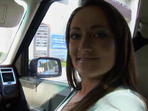 Оральные ласки с молодой блондинкой и взрослой