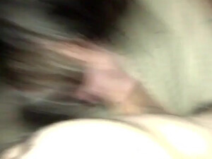 Стройняшку жену дрючат с двух сторон