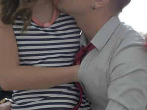 На должность секретарши, молодой начальник устроил троим милашкам собеседование своим членом